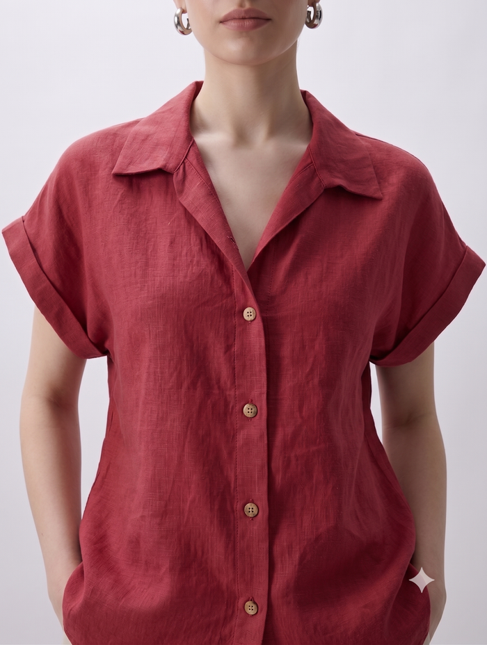Clara Classic Shirt Lipstick Red
