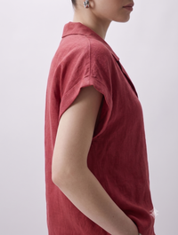 Clara Classic Shirt Lipstick Red