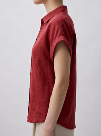 Clara Classic Shirt Lipstick Red